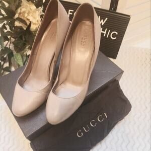 GUCCI BEIGE LEATHER PUMP SIZE 40 WITH BOX & DUSTBAG